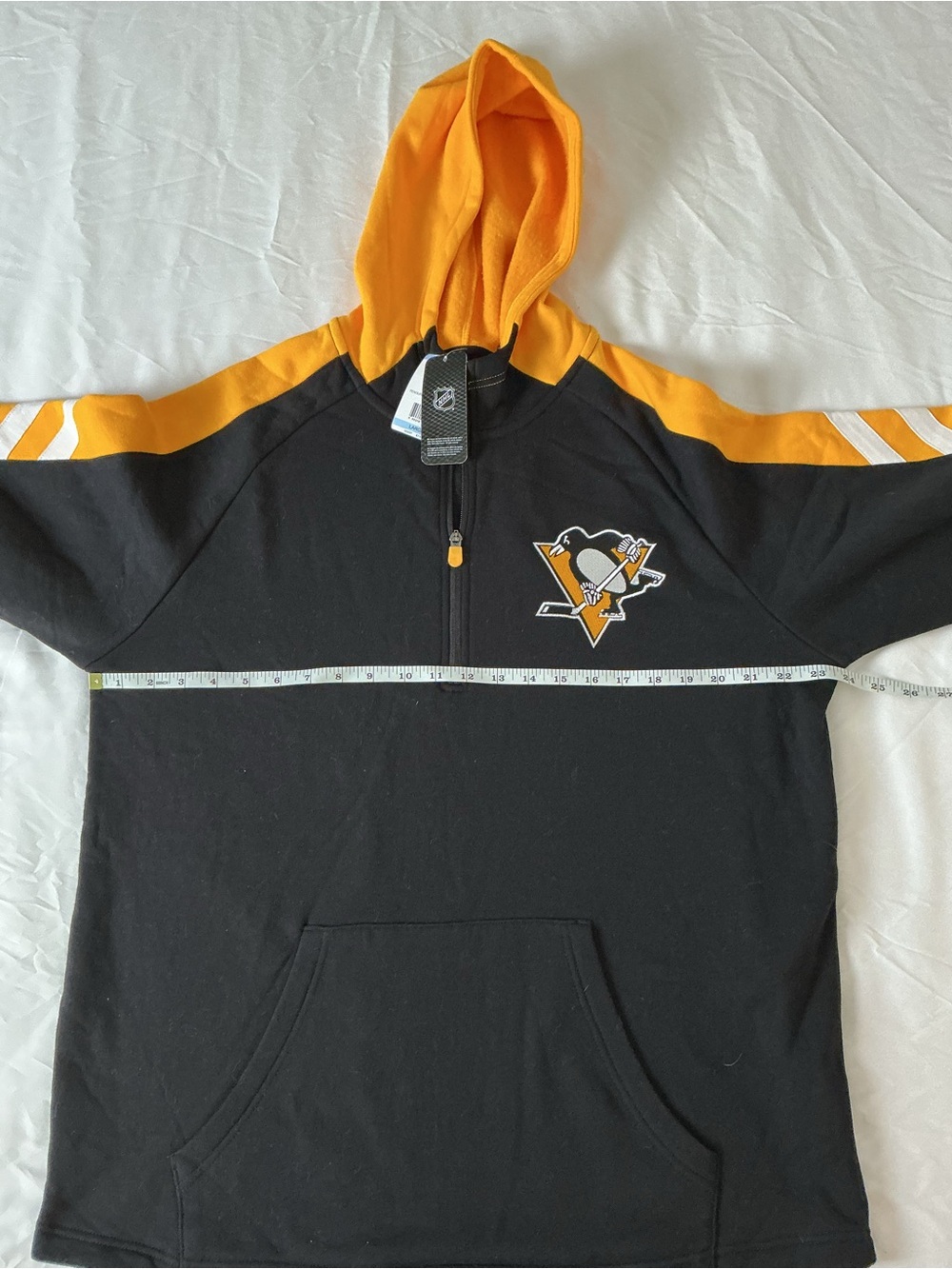 Pittsburgh Penguins NHL Hoodie Men’s Large Black/Gold Half Zip - Picture 3 of 9